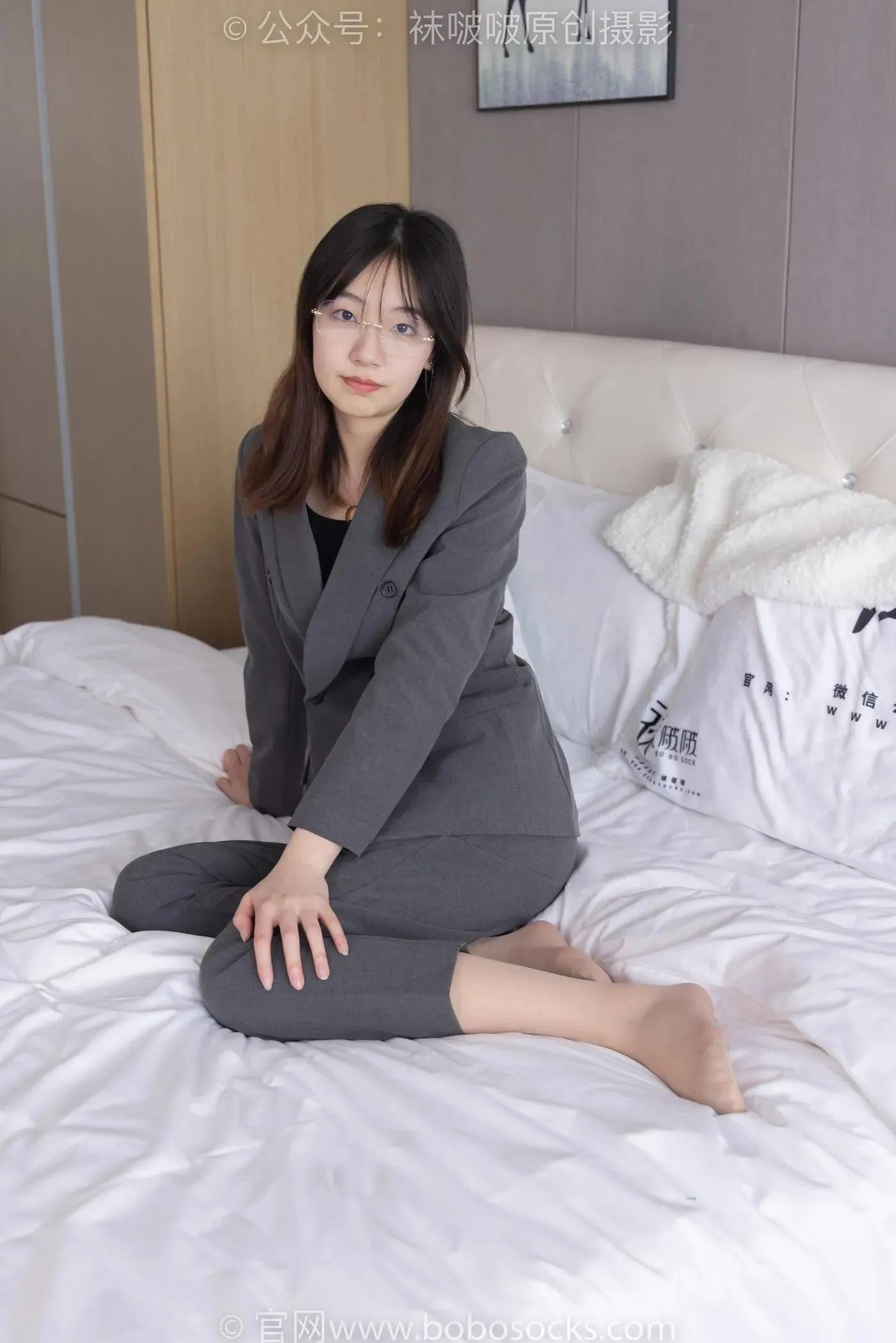 [BoBoSocks袜啵啵]NO.172 小甜豆-高跟鞋、肉丝、ol风 [139P]插图6